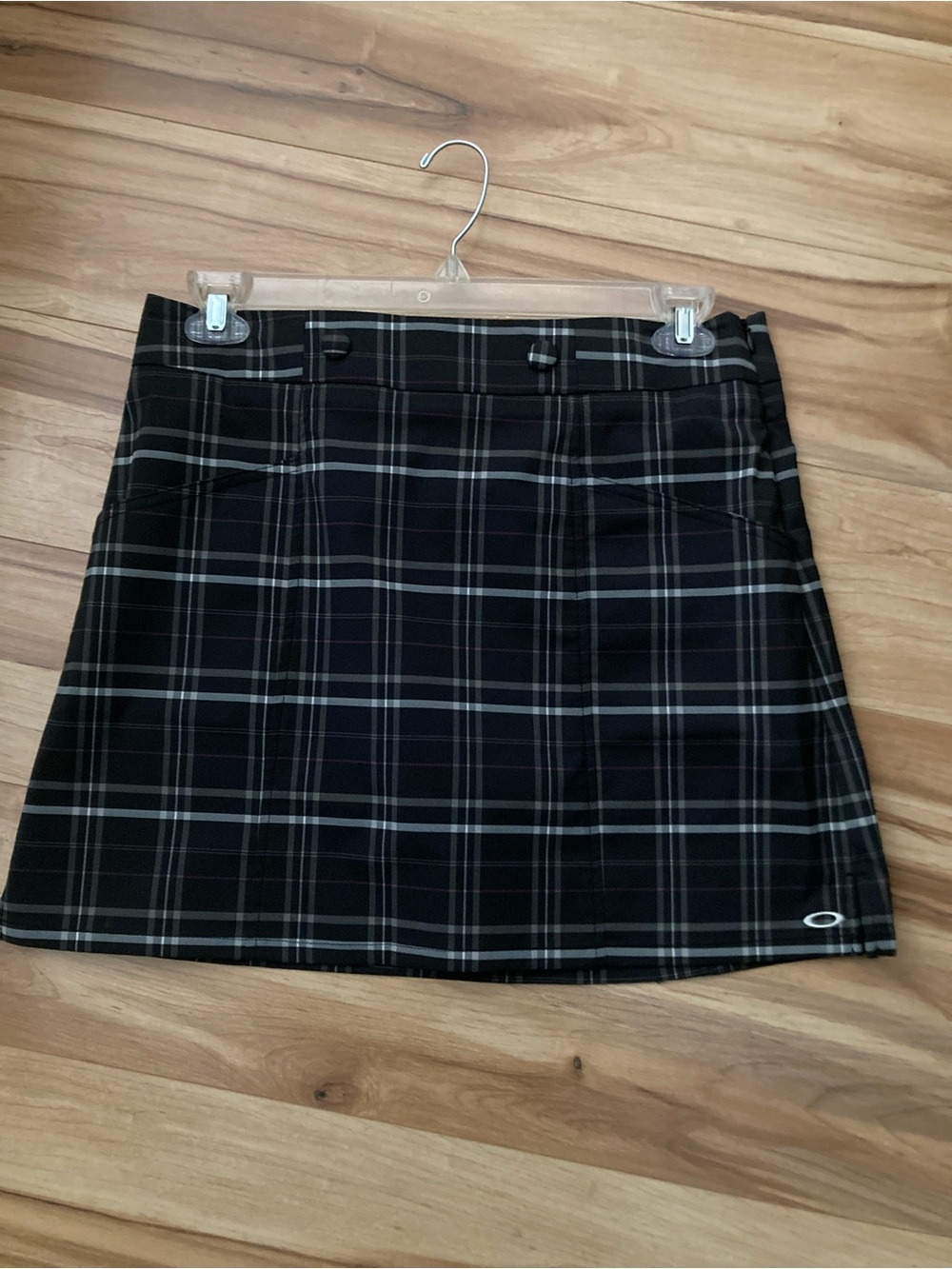 Oakley golf skort plaid skirt with built in pockets
